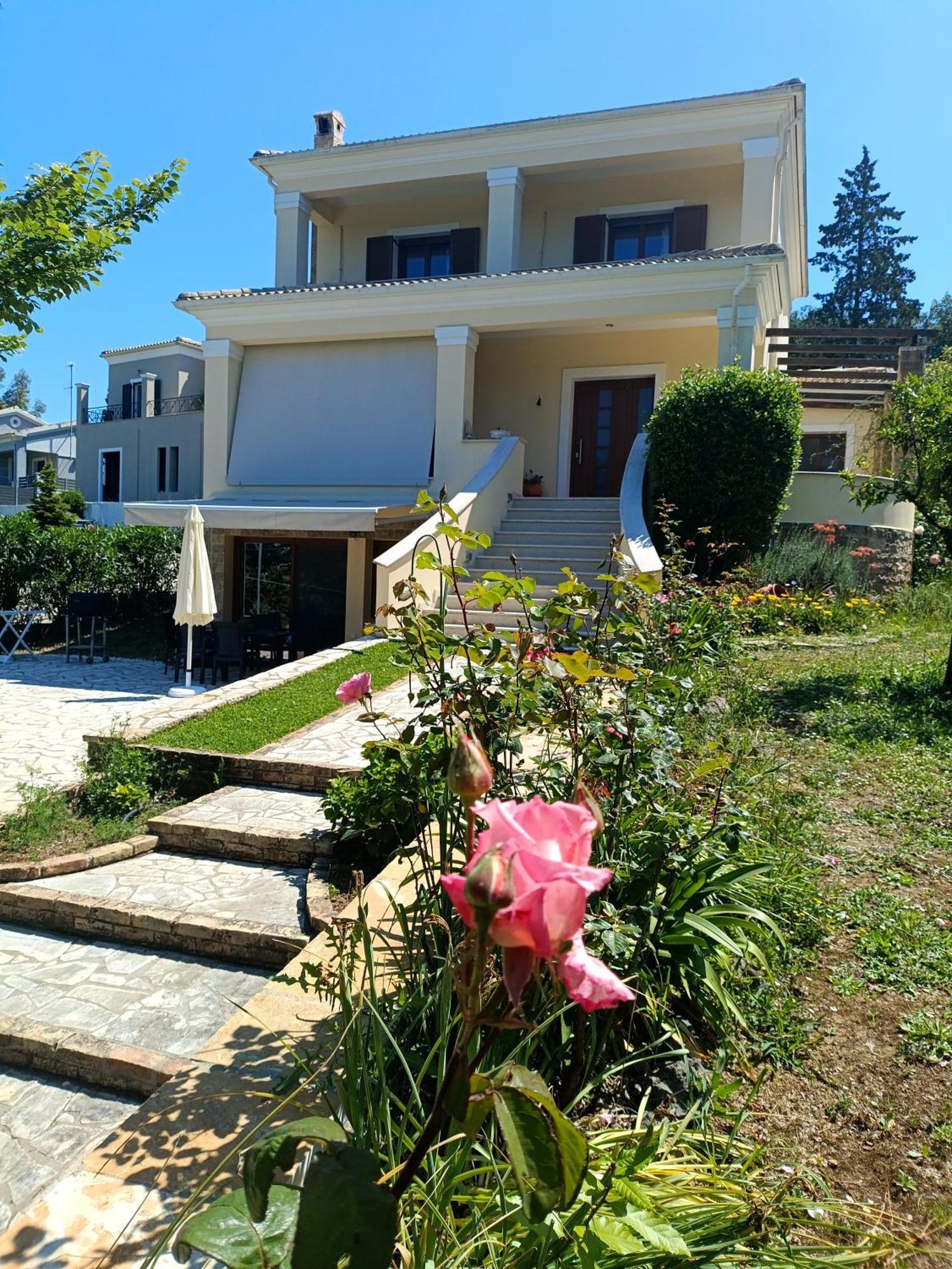 Villa Elm *